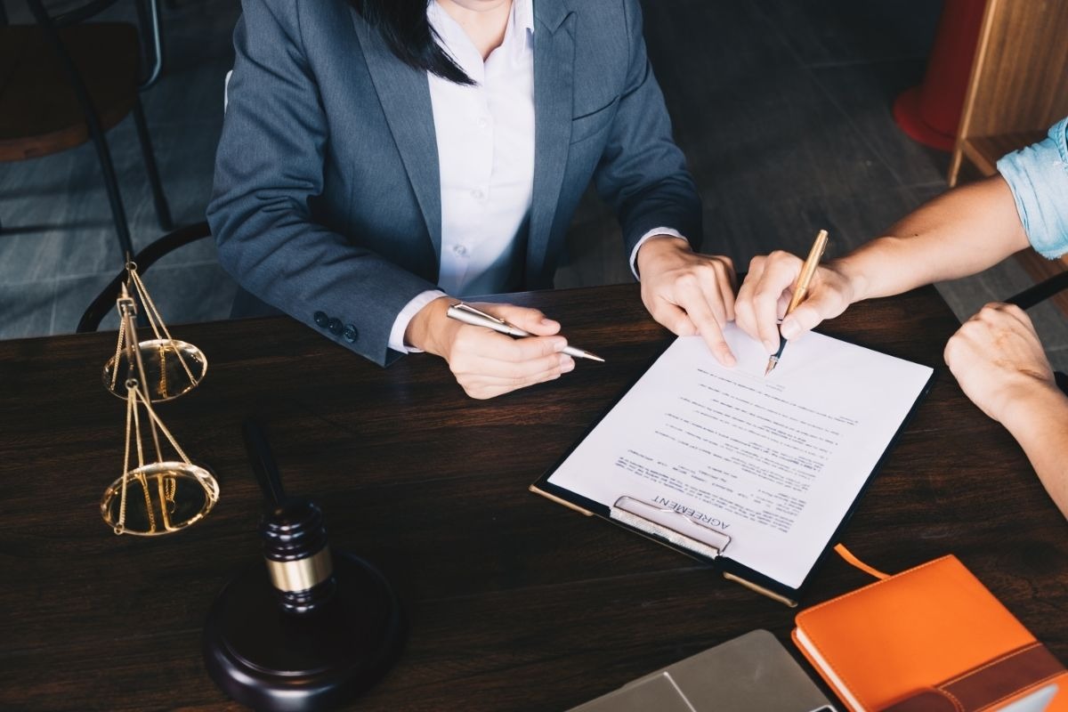 Understand Notarial Procedures With Mobile Notary Professionals Before Your Scheduled Visit